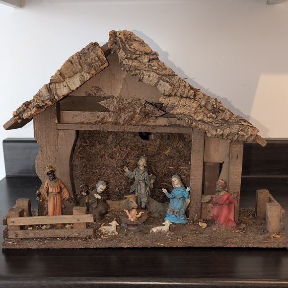 Other - Rustic Nativity Scene Set with Colorful Figures Christmas Tree Jesus Creche Vtg